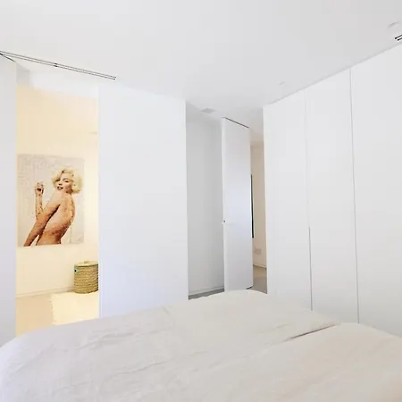 Infinity 0-3 Luxe Partial Sea View 2b *