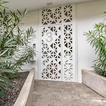 Infinity 0-3 Luxe Partial Sea View 2b