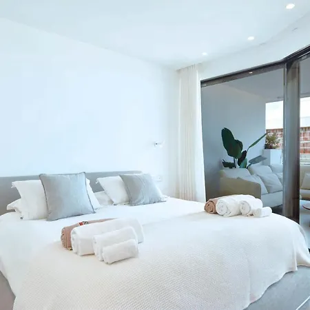 Infinity 0-3 Luxe Partial Sea View 2b Palm-mar